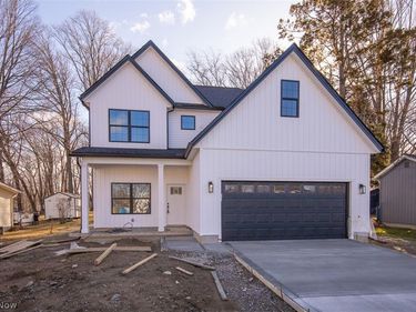 5595 Walnut Street, Mentor on the Lake, OH 44060