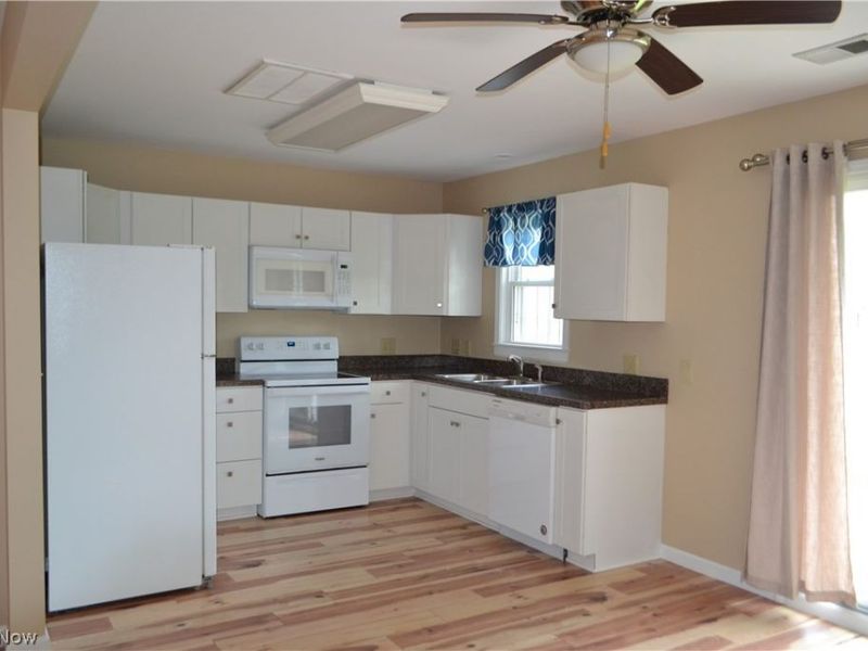 12961 Fountain Court, Strongsville, OH 44136 Photo 6