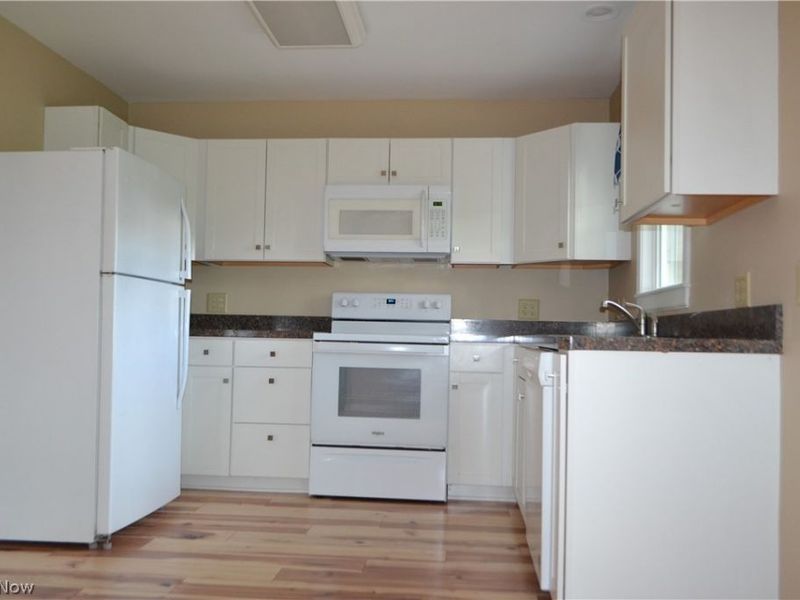 12961 Fountain Court, Strongsville, OH 44136 Photo 7