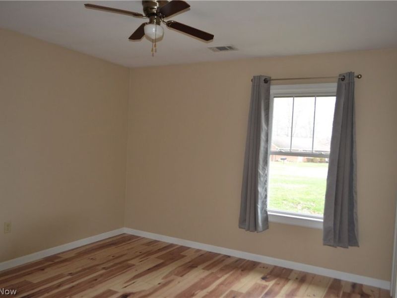 12961 Fountain Court, Strongsville, OH 44136 Photo 9