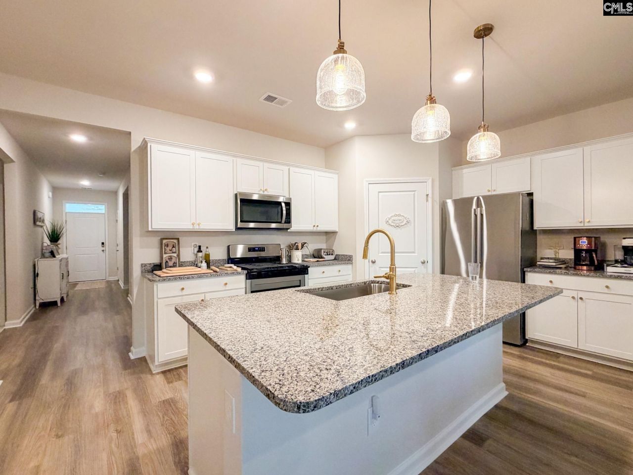 119 Marauder Drive Photo 4