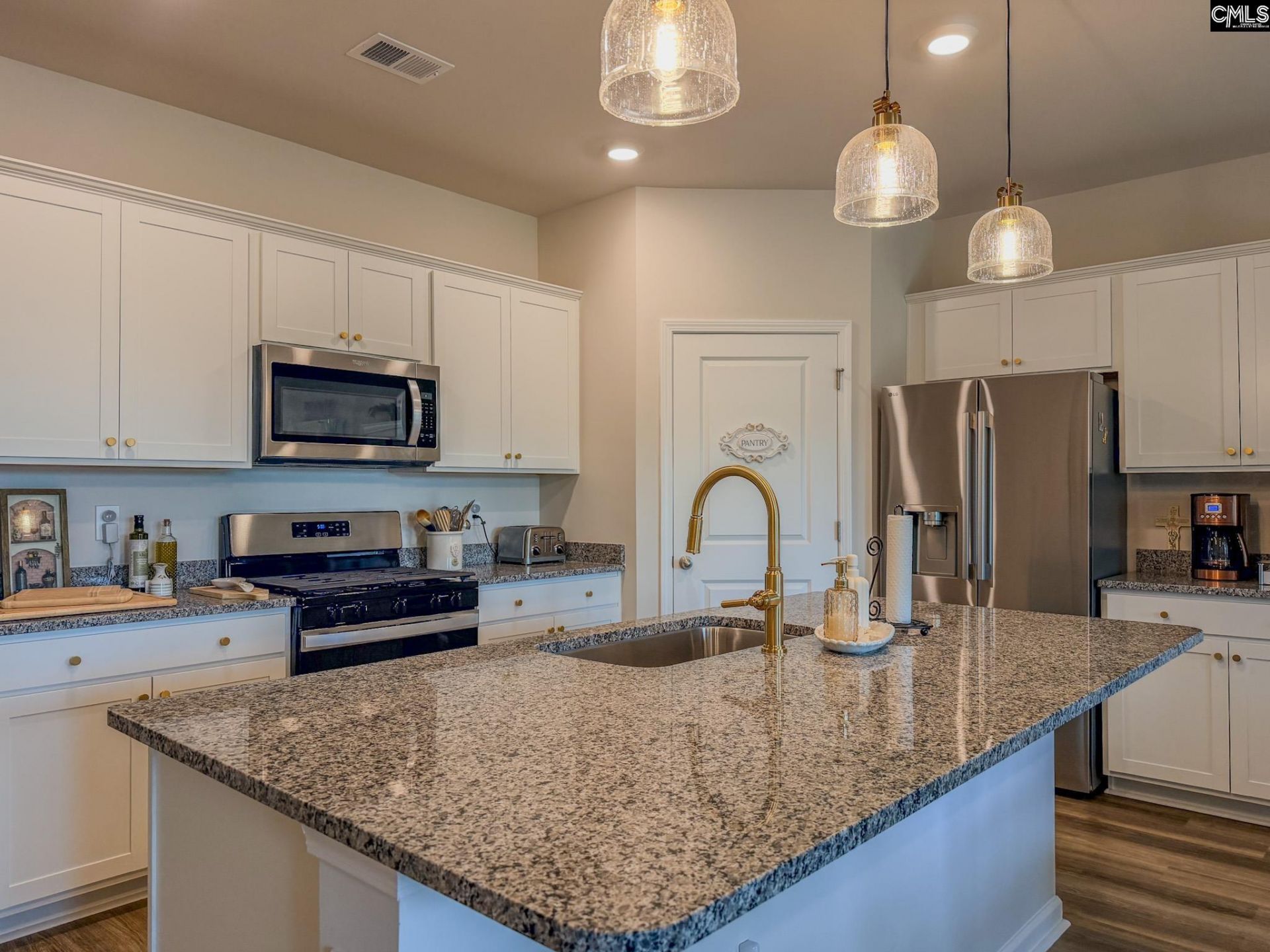119 Marauder Drive Photo 7