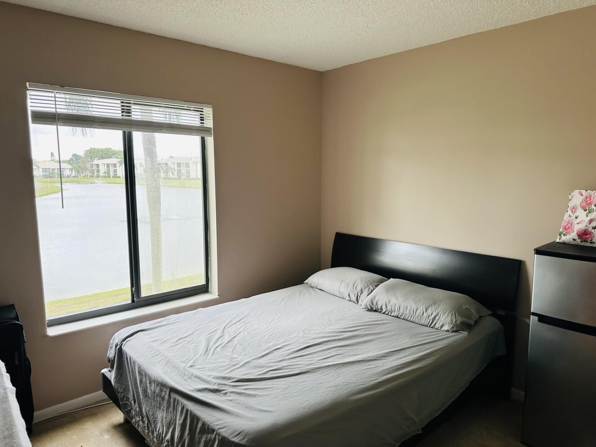 1115 Green Pine Boulevard, West Palm Beach, FL 33409 Photo