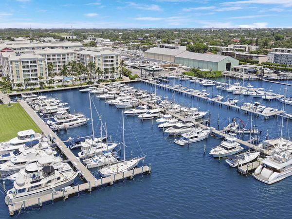 806 E Windward Way, Unit 508, Lantana, FL 33462