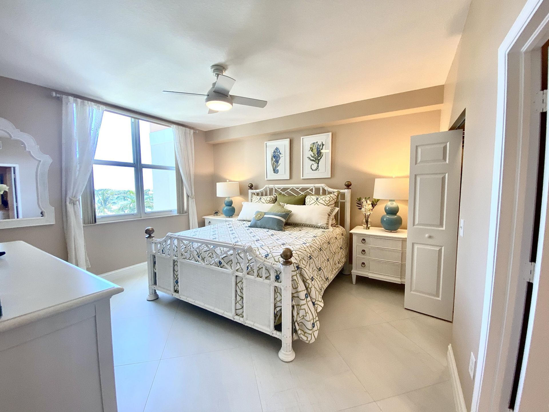 806 E Windward Way, Unit 508, Lantana, FL 33462 Photo