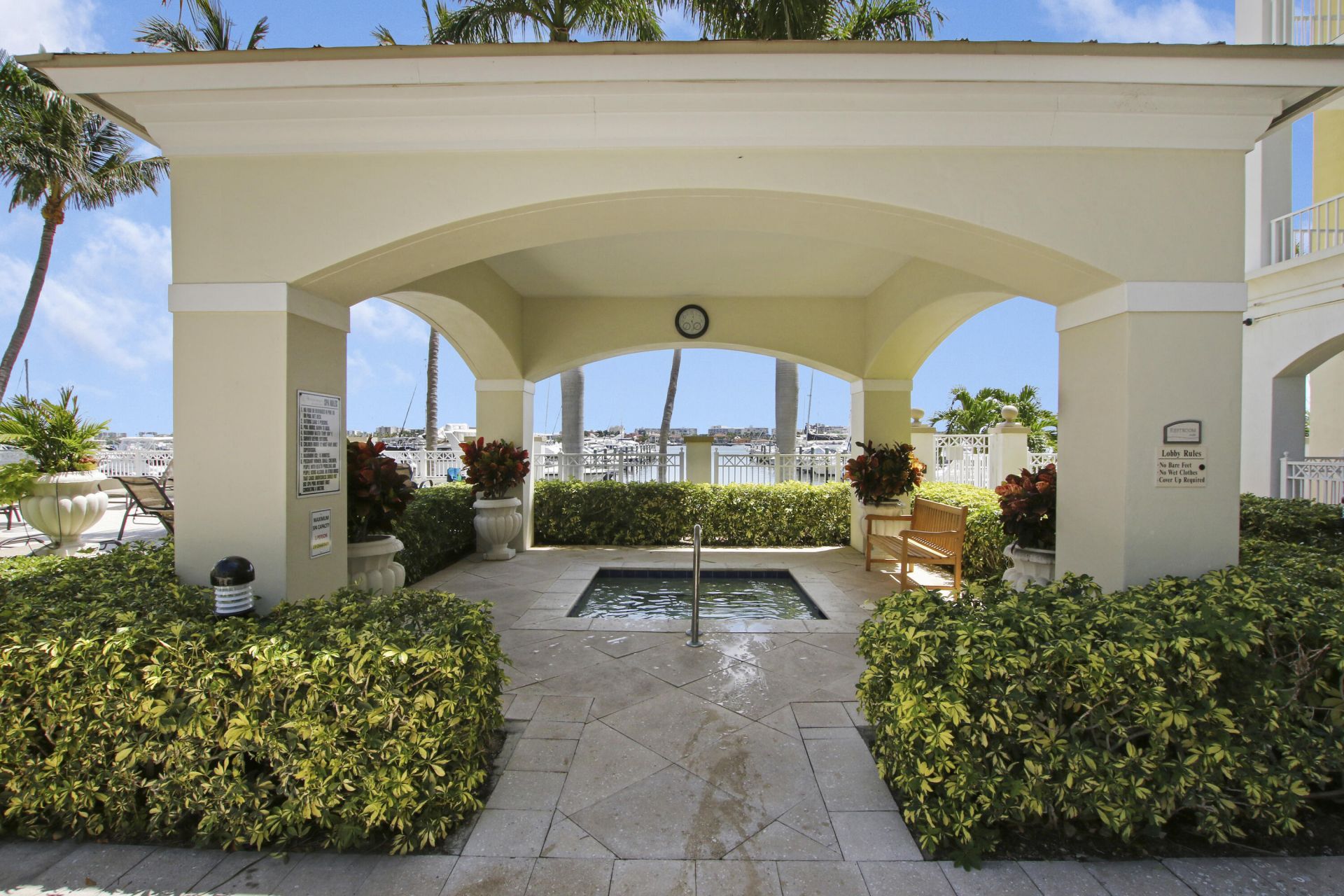 806 E Windward Way, Unit 508, Lantana, FL 33462 Photo