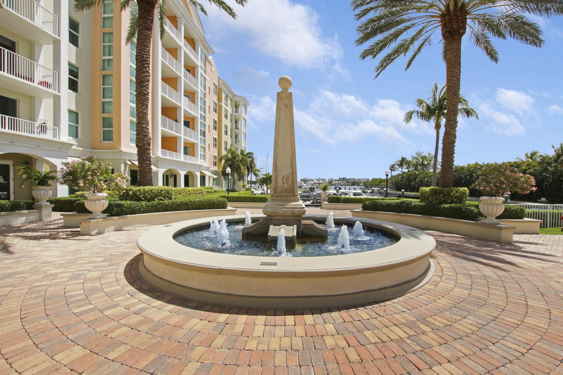 806 E Windward Way, Unit 508, Lantana, FL 33462 Photo