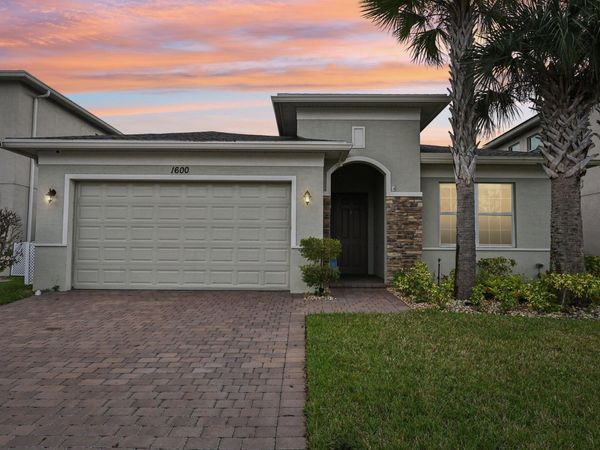 1600 NW Vivanco Street, Port St. Lucie, FL 34986