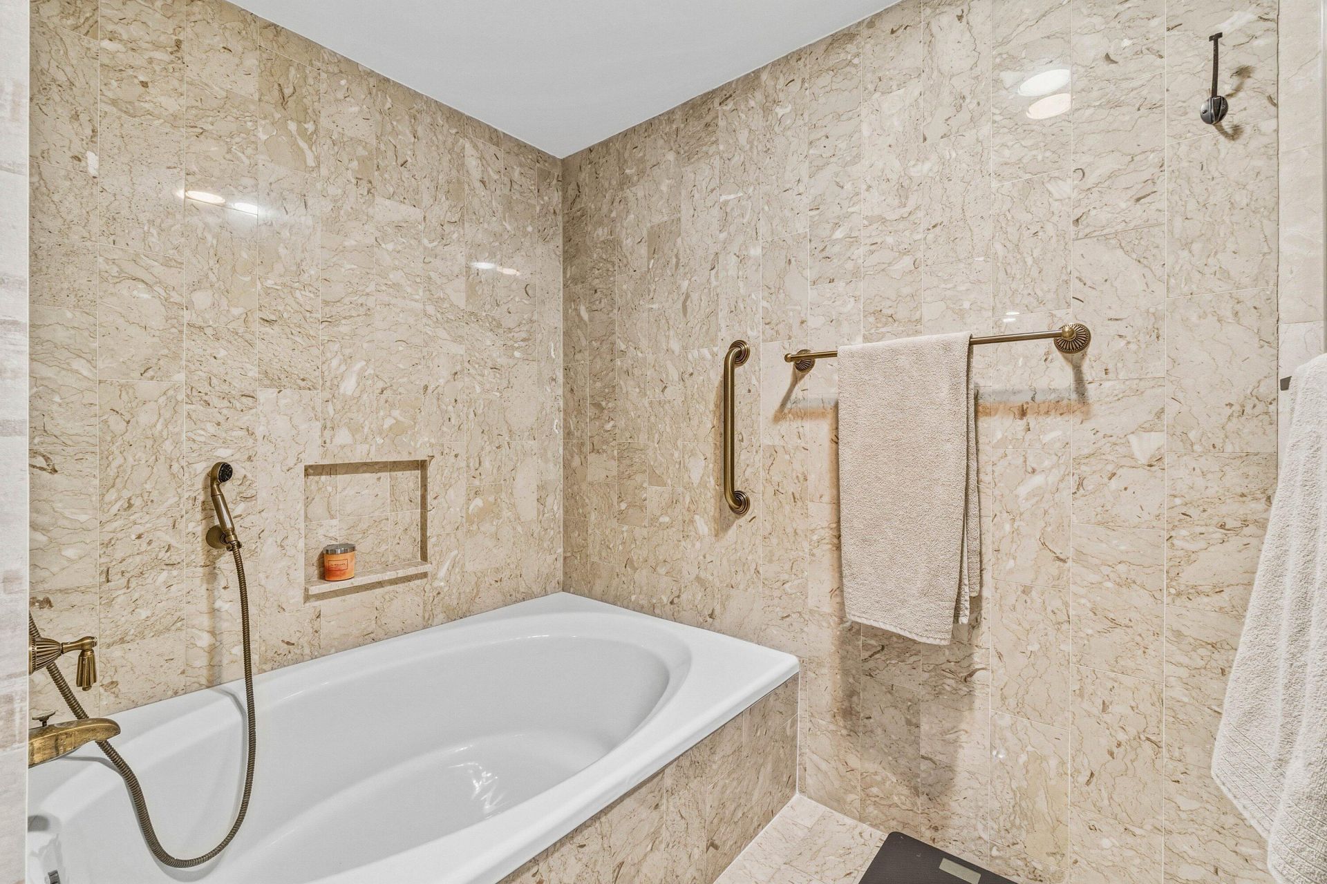 20090 Boca West Drive, Unit 381, Boca Raton, FL 33434 Photo