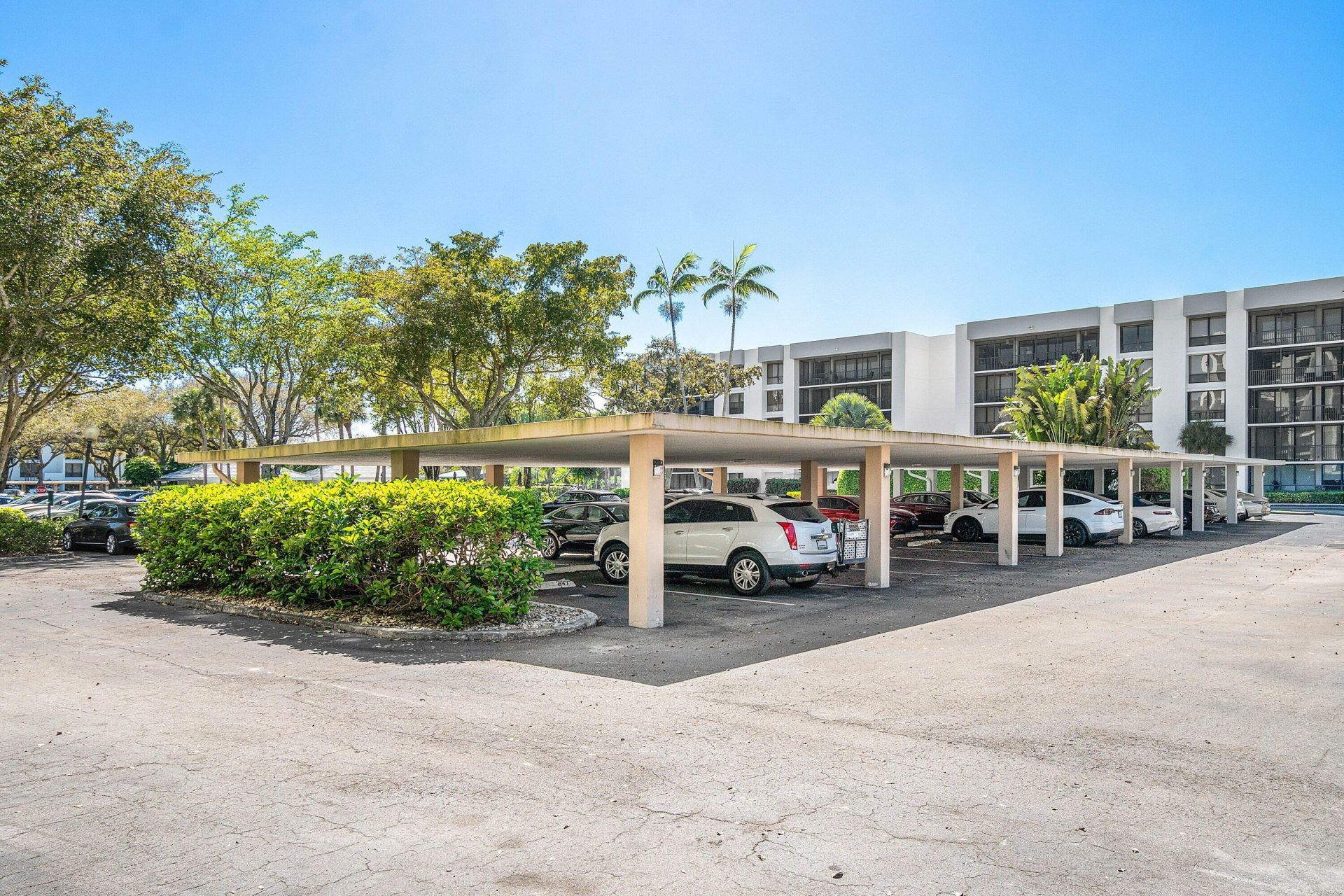 20090 Boca West Drive, Unit 381, Boca Raton, FL 33434 Photo