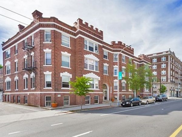 1800 Mass Ave, Unit 32, Cambridge, MA 02140