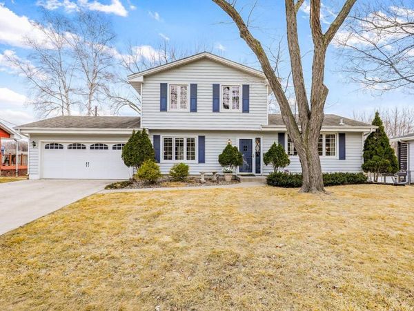 9200 Northwood Parkway, New Hope, MN 55427