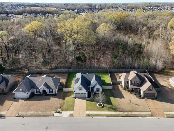 275 LAUREL ST, Oakland, TN 38060