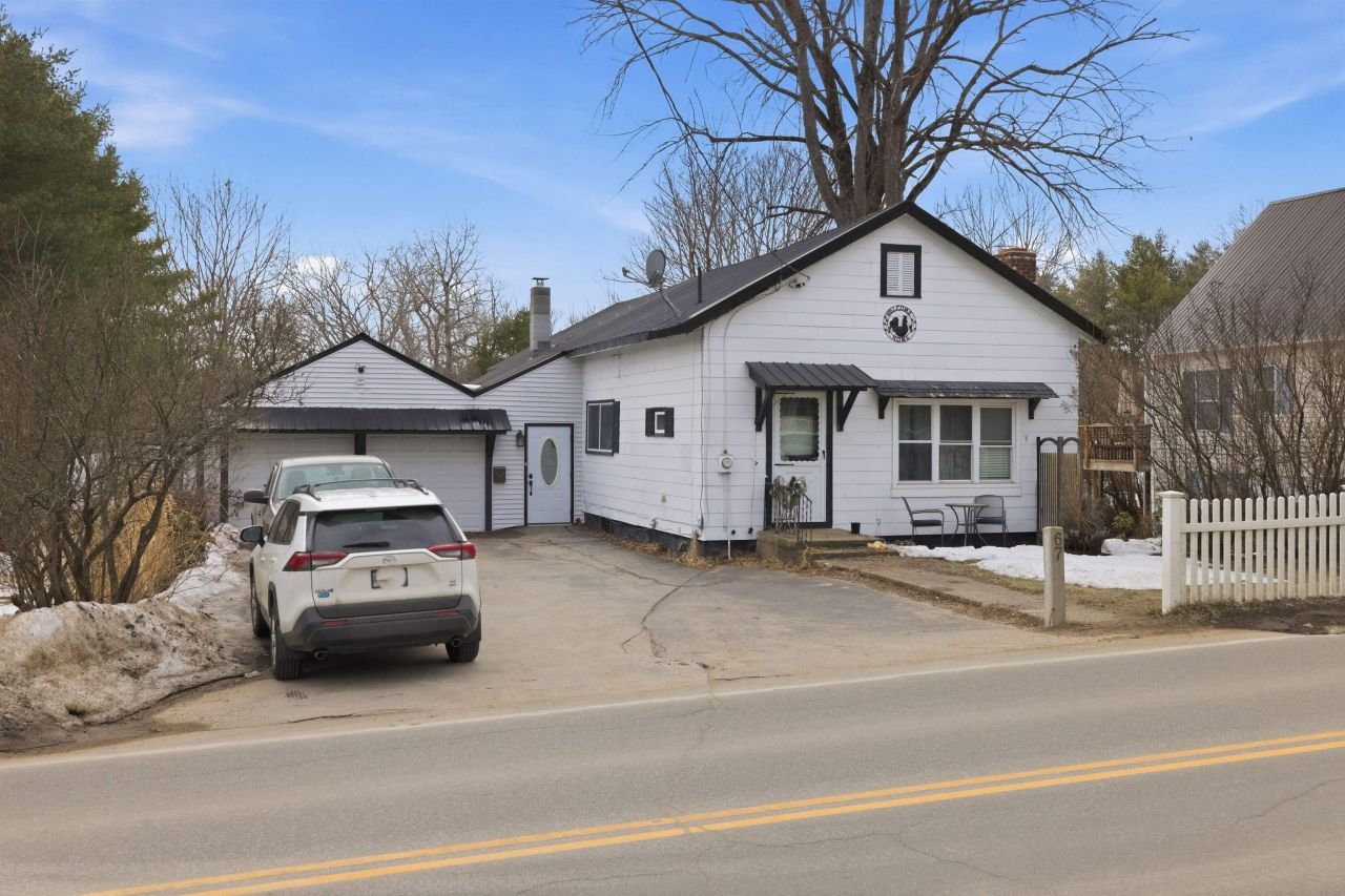 67 Park Street, Northfield, NH 03276 Main Photo