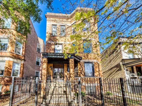 1646 W Byron Street, Unit 3F, Chicago, IL 60613