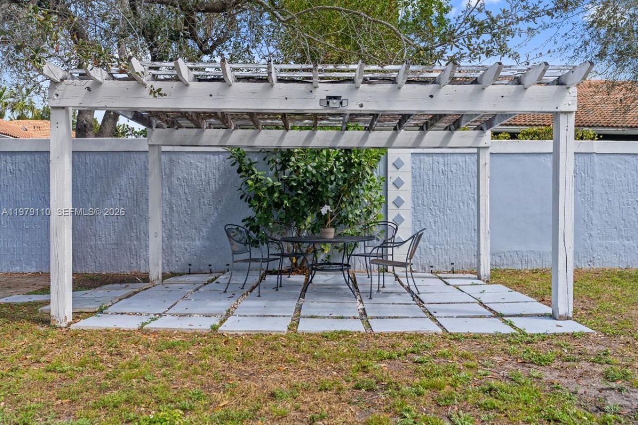 2286 NW 81st Ave, Sunrise, FL 33322 Photo