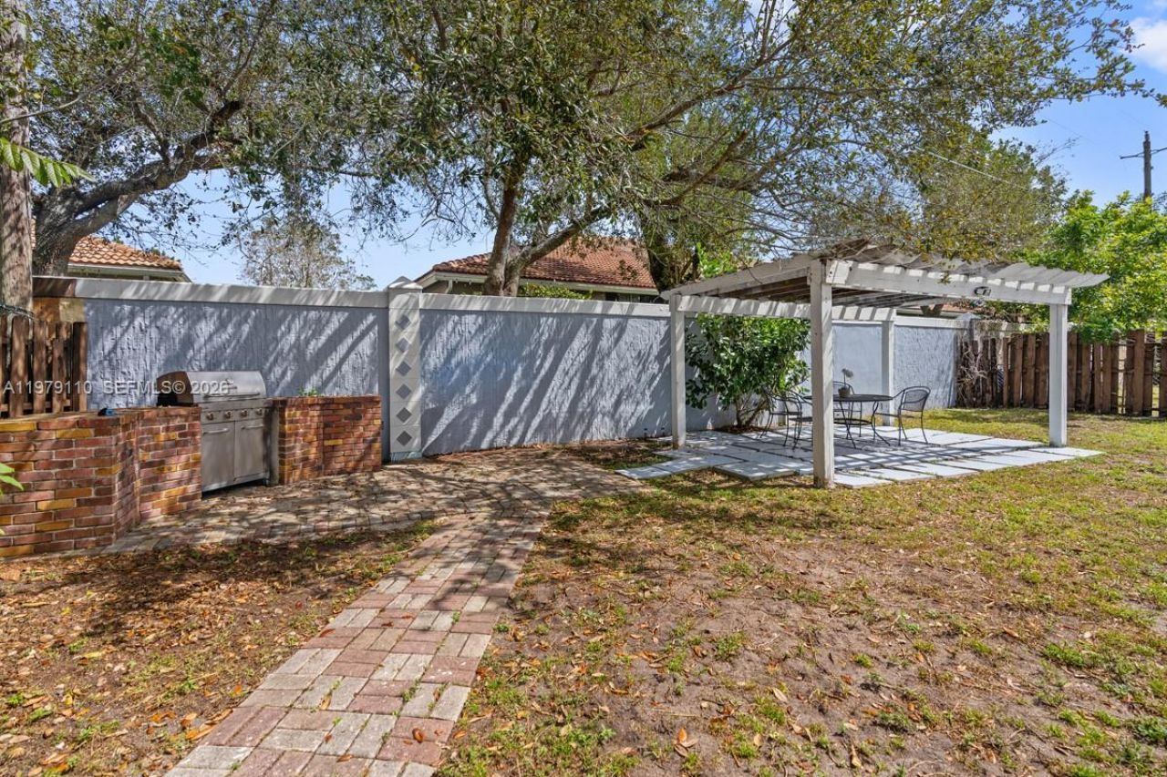 2286 NW 81st Ave , Sunrise, FL 33322 Photo