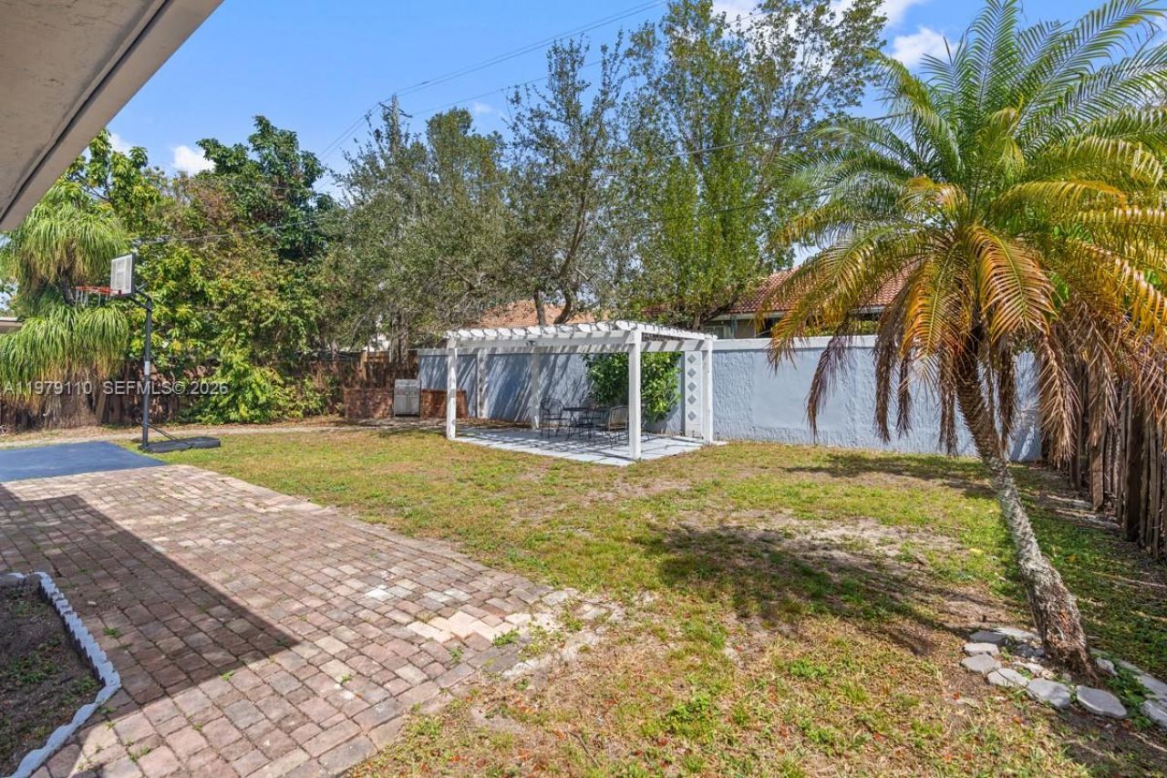 2286 NW 81st Ave, Sunrise, FL 33322 Photo