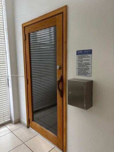 2775 NE 187th St, Unit 512, Aventura, FL 33180 Photo