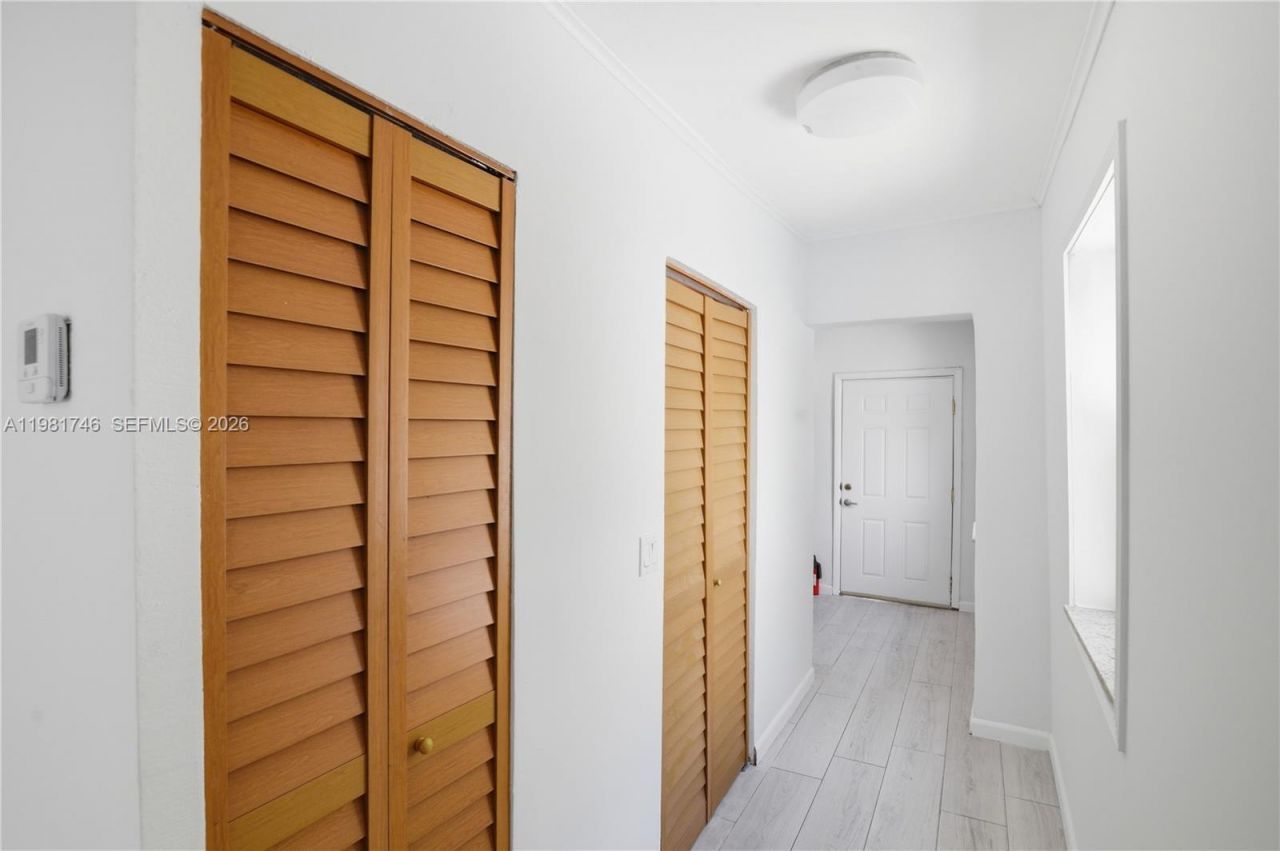 1431 NW 30th St, Miami, FL 33142 Photo