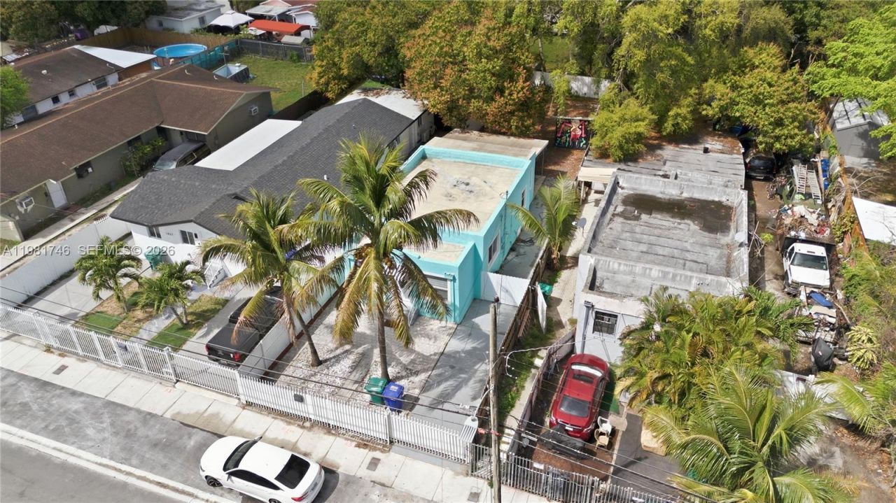 1431 NW 30th St, Miami, FL 33142 Photo