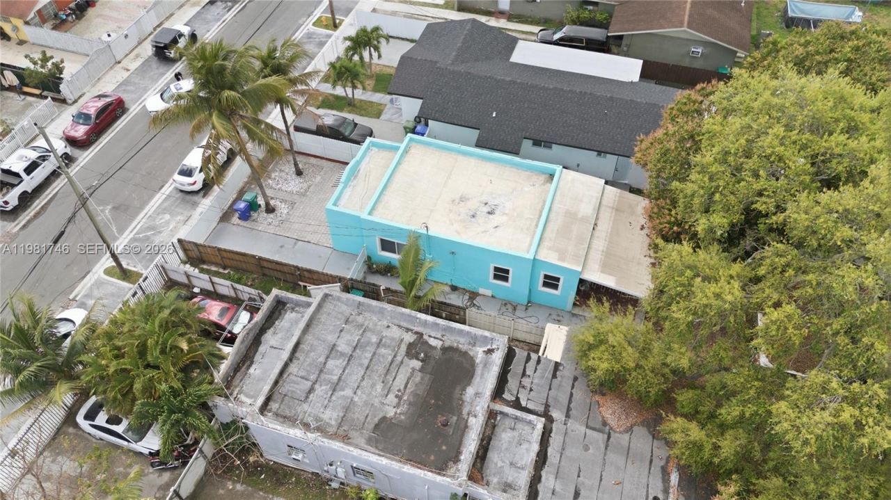 1431 NW 30th St, Miami, FL 33142 Photo