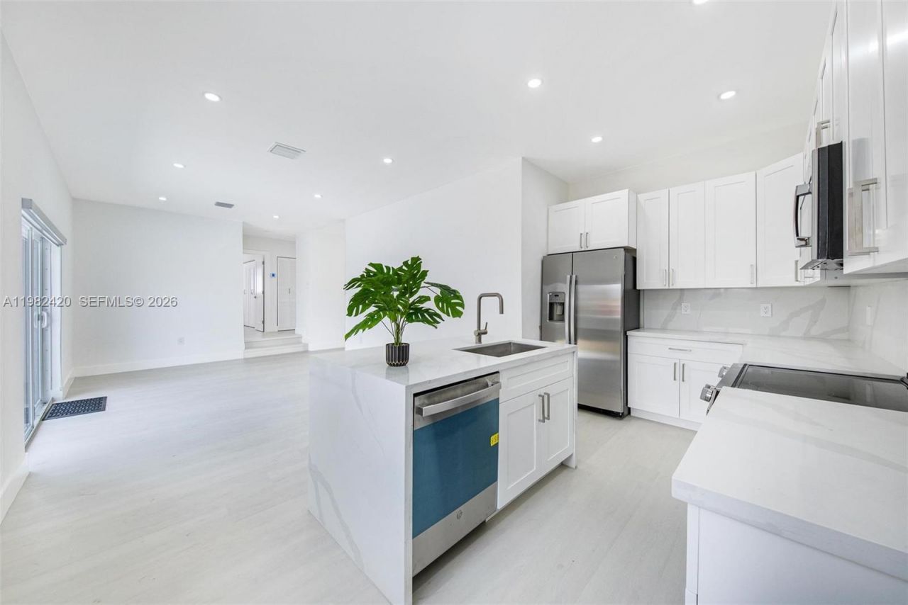 17201 NW 42nd Ave, Miami Gardens, FL 33055 Photo