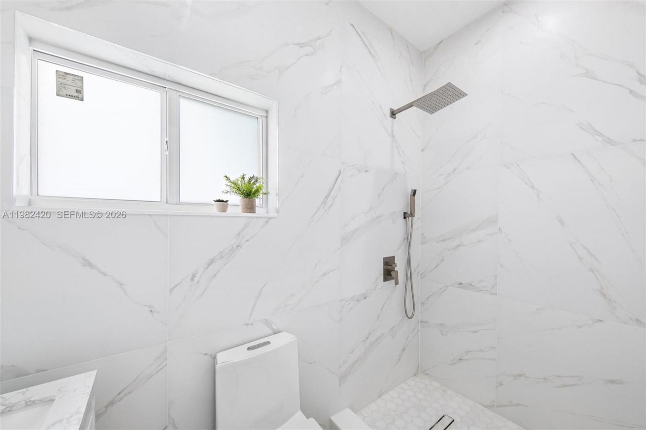 17201 NW 42nd Ave, Miami Gardens, FL 33055 Photo