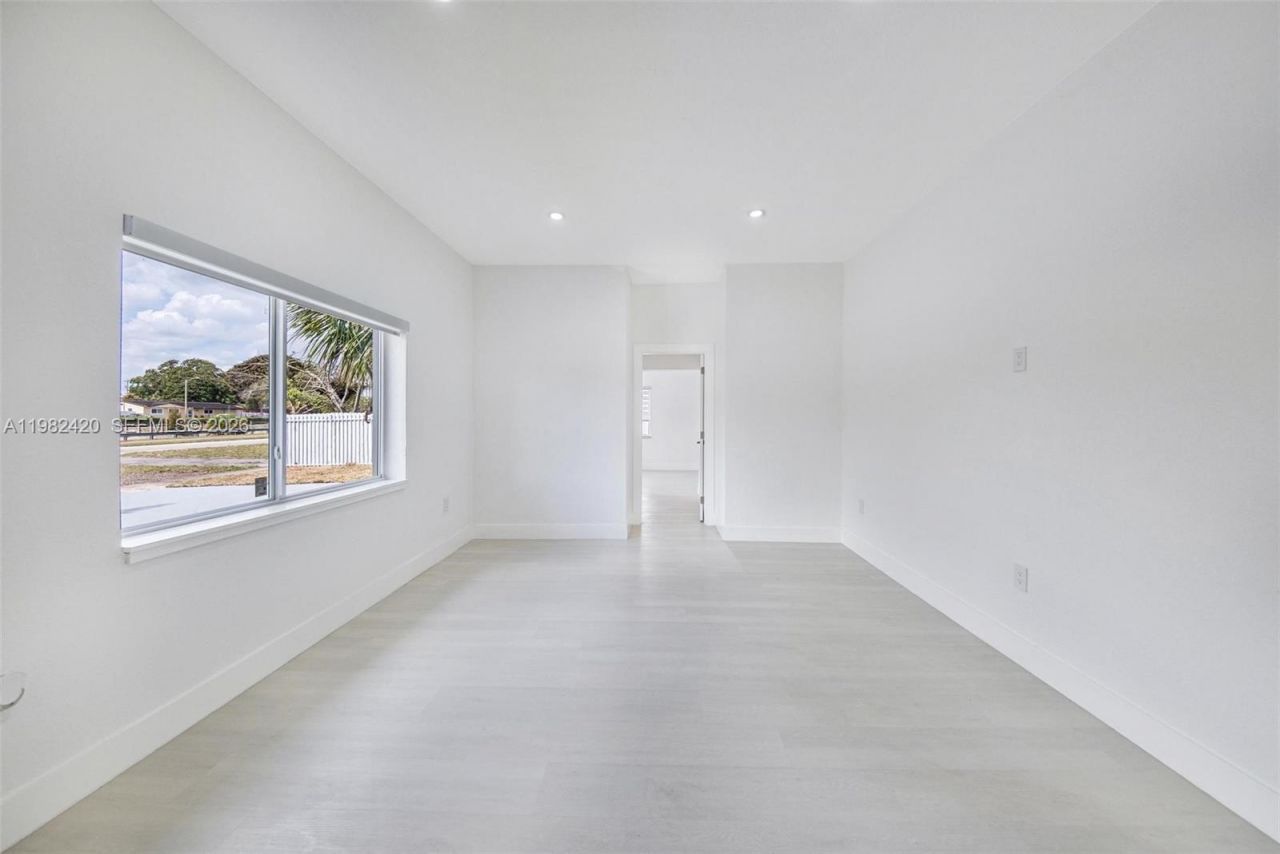 17201 NW 42nd Ave, Miami Gardens, FL 33055 Photo