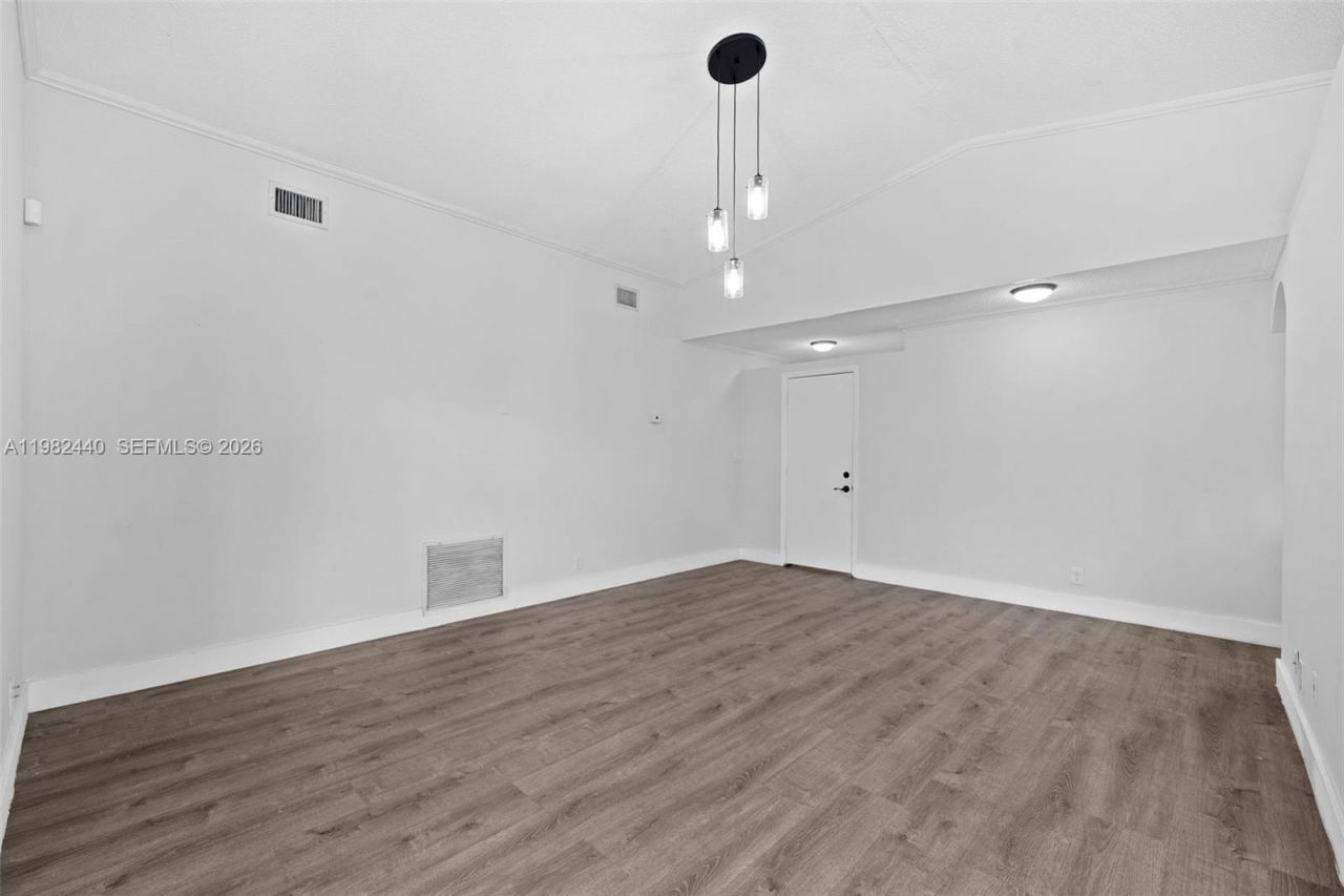 8050 SW 157th Pl , Miami, FL 33193 Photo