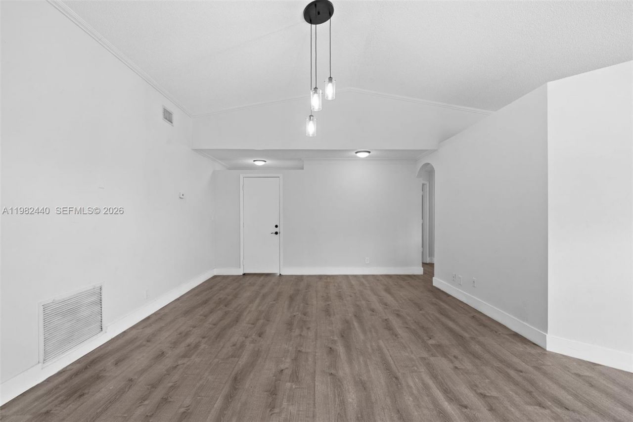 8050 SW 157th Pl , Miami, FL 33193 Photo