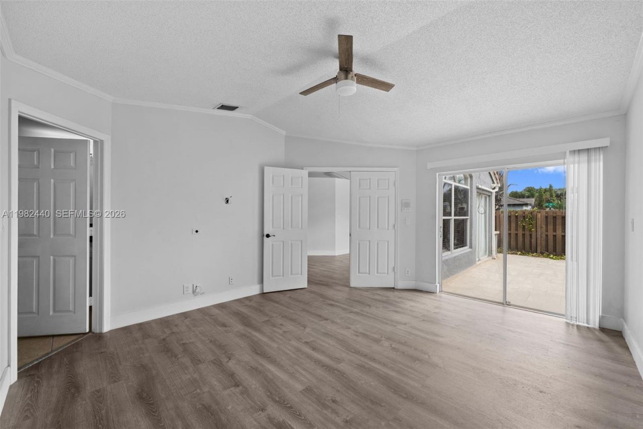 8050 SW 157th Pl , Miami, FL 33193 Photo