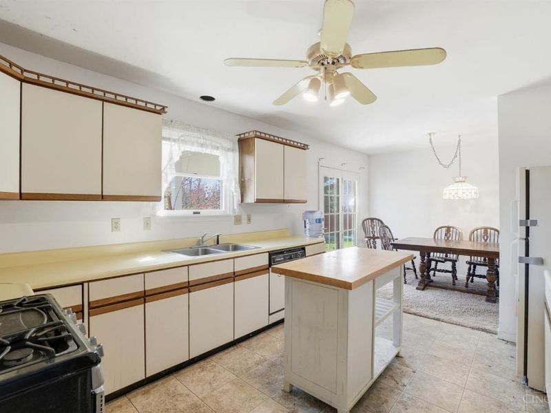 4954 Beechwood Road, Union Twp, OH 45244 Photo 13