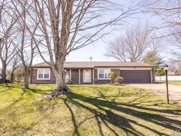 121 Concord Circle, Mascoutah, IL 62258
