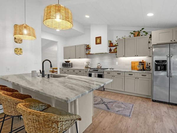 2578 ELMORE PARK RD, Bartlett, TN 38134