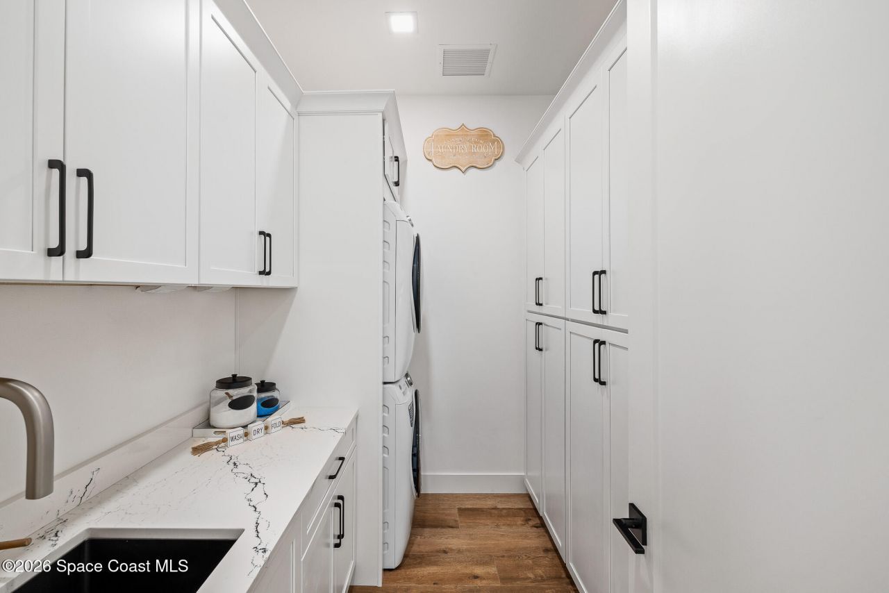 8350 Waxwing Cr Circle , Melbourne, FL 32940 Photo