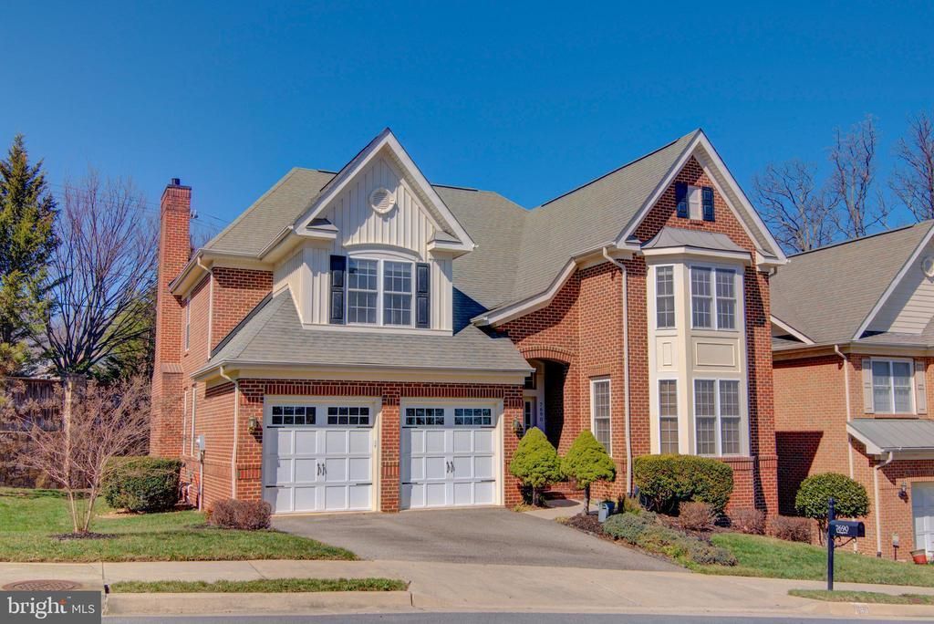 7690 Oak Field Court, Springfield, VA 22153 Main Photo