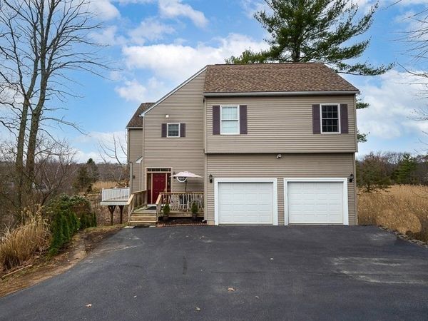 12 Cedar Dr, Webster, MA 01570