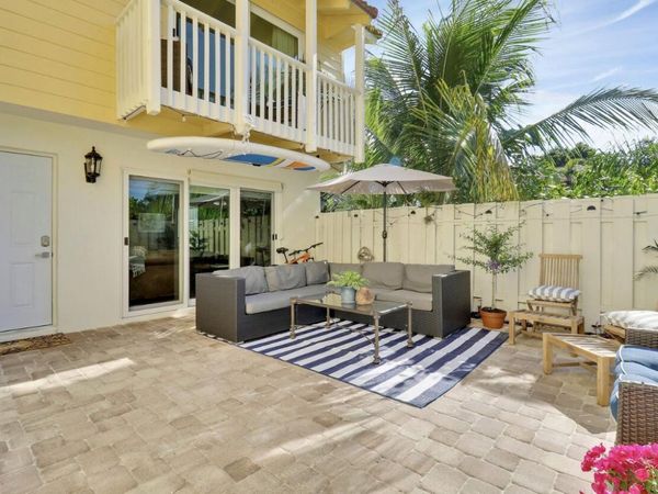 293 Seabreeze Circle, Jupiter, FL 33477