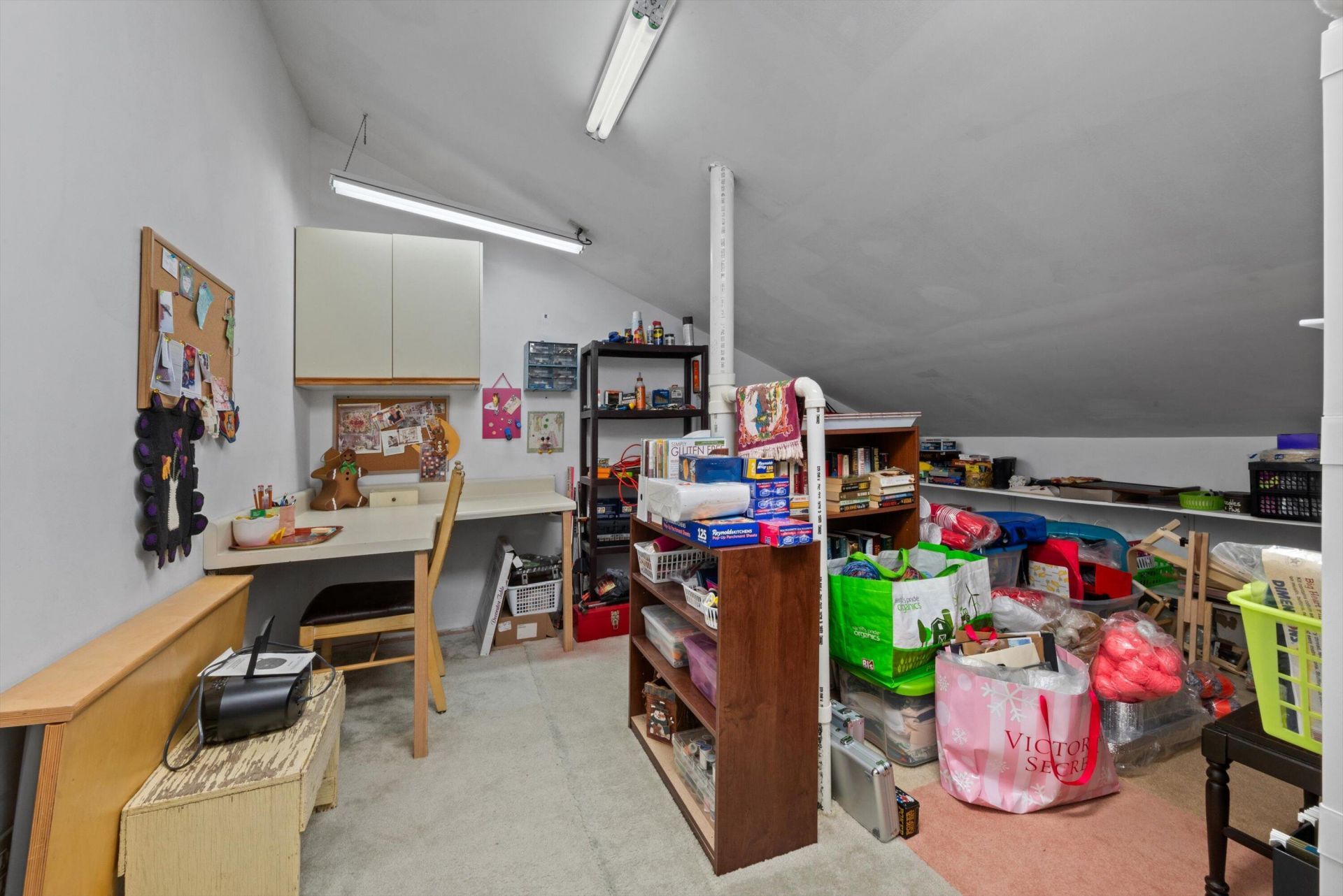 912 NE Sandalwood Place, Jensen Beach, FL 34957 Photo