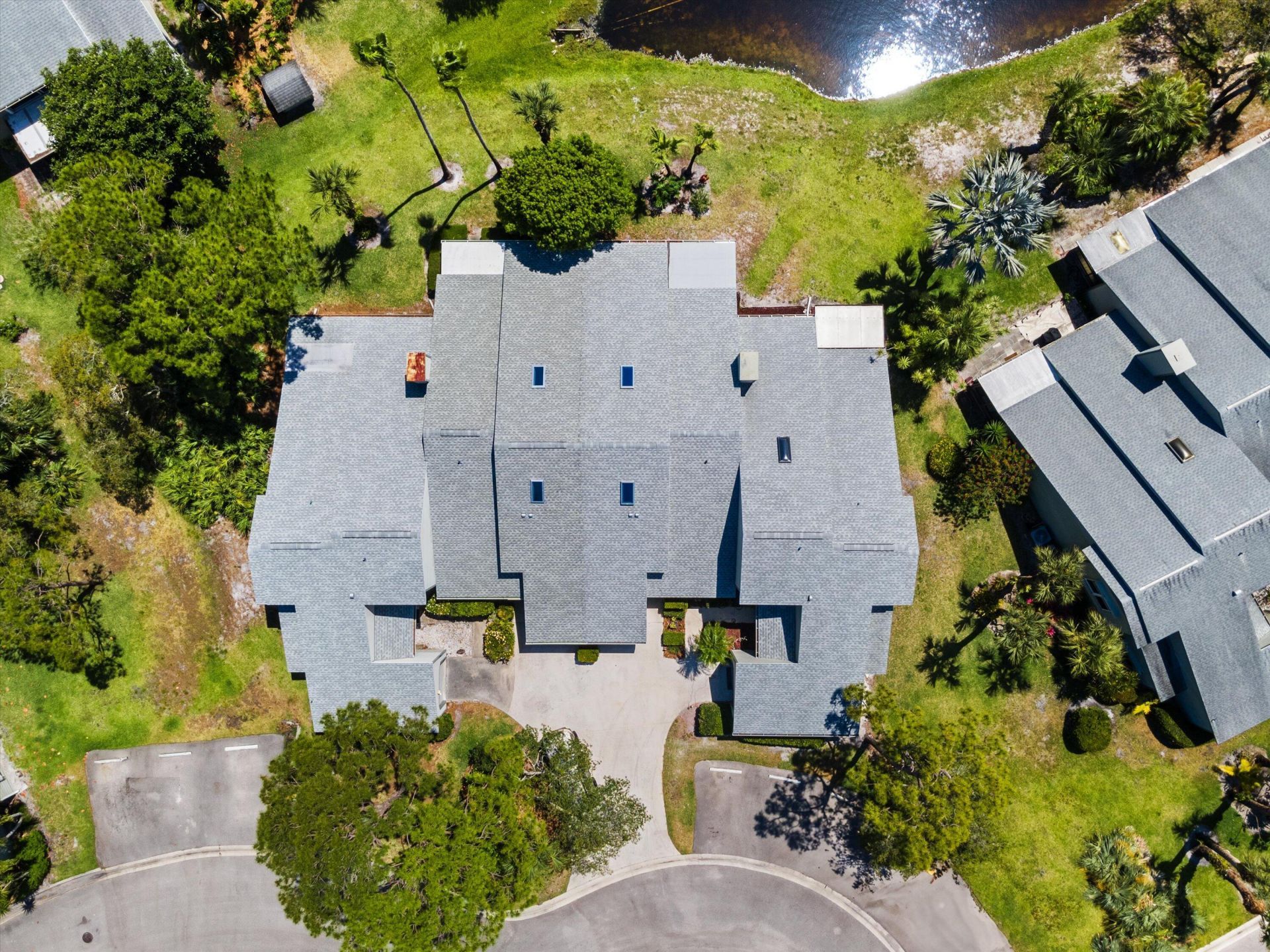 912 NE Sandalwood Place, Jensen Beach, FL 34957 Photo