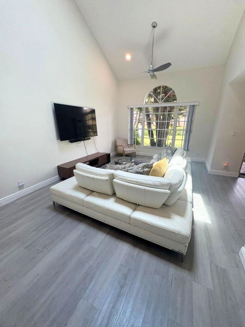 17070 Boca Club Boulevard, Unit 4, Boca Raton, FL 33487 Photo