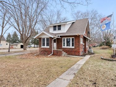 201 3rd Street S, Raymond, MN 56282