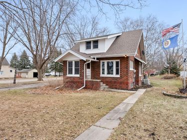201 3rd Street S, Raymond, MN 56282