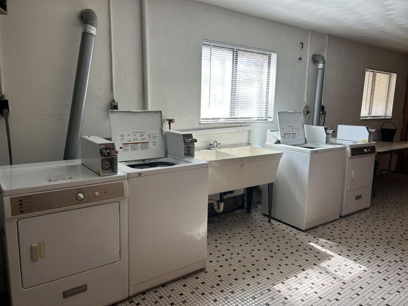 6211 Cheviot Road, Green Township, OH 45247 Photo 5