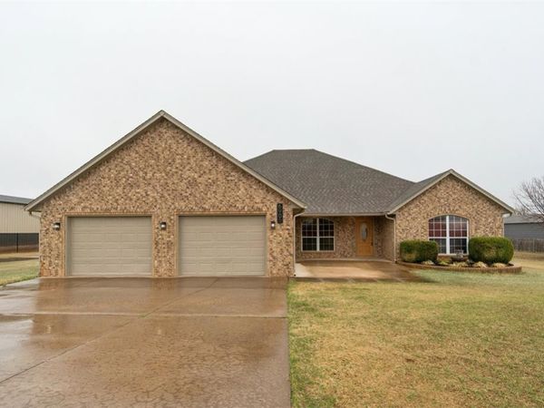 6905 Rolling Meadows, Tuttle, OK 73089