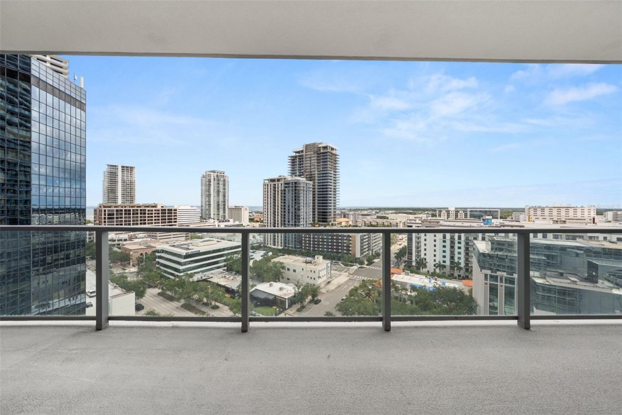 400 Central Avenue, Unit 1405, Saint Petersburg, FL 33701 Photo