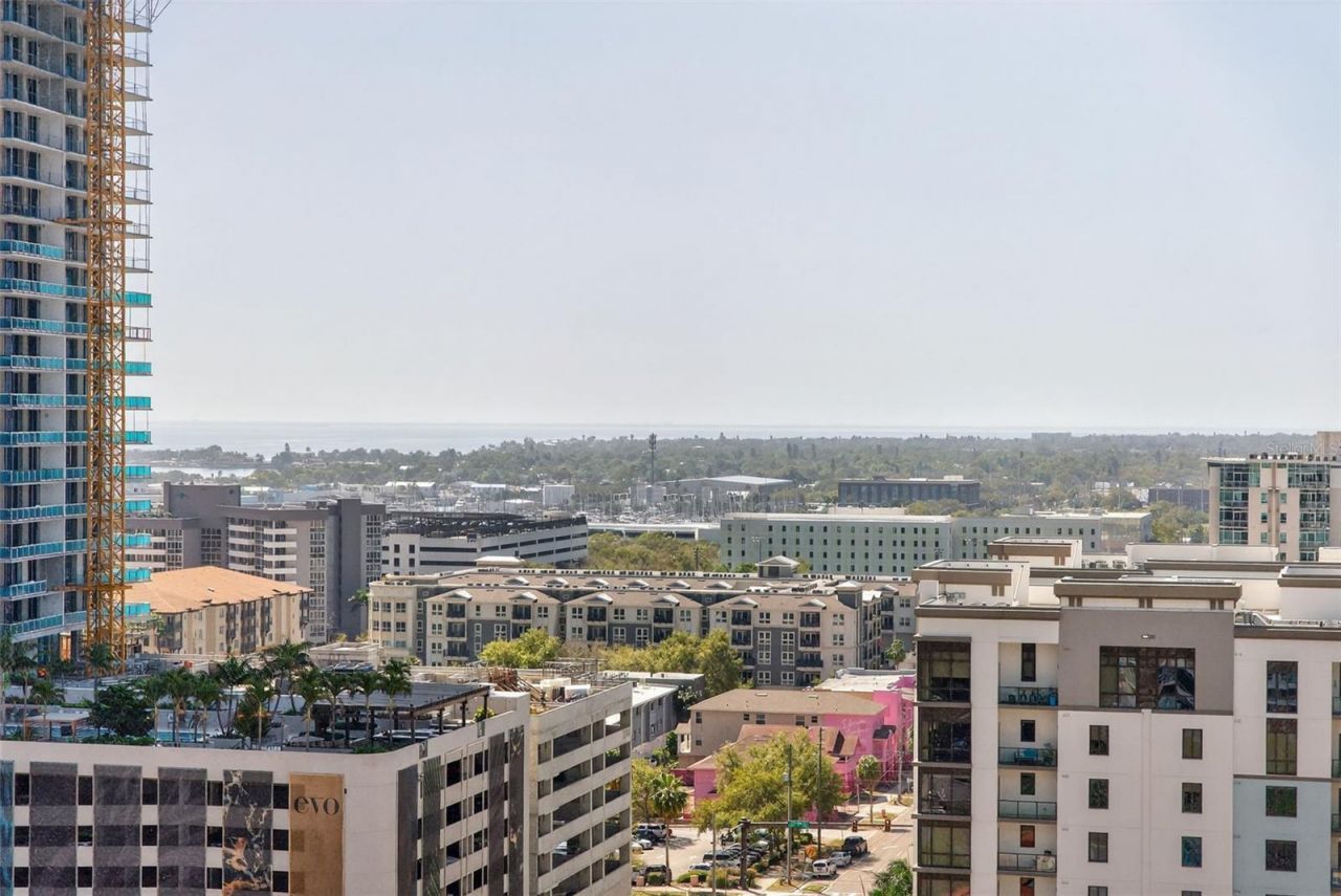 400 Central Avenue, Unit 1405, Saint Petersburg, FL 33701 Photo