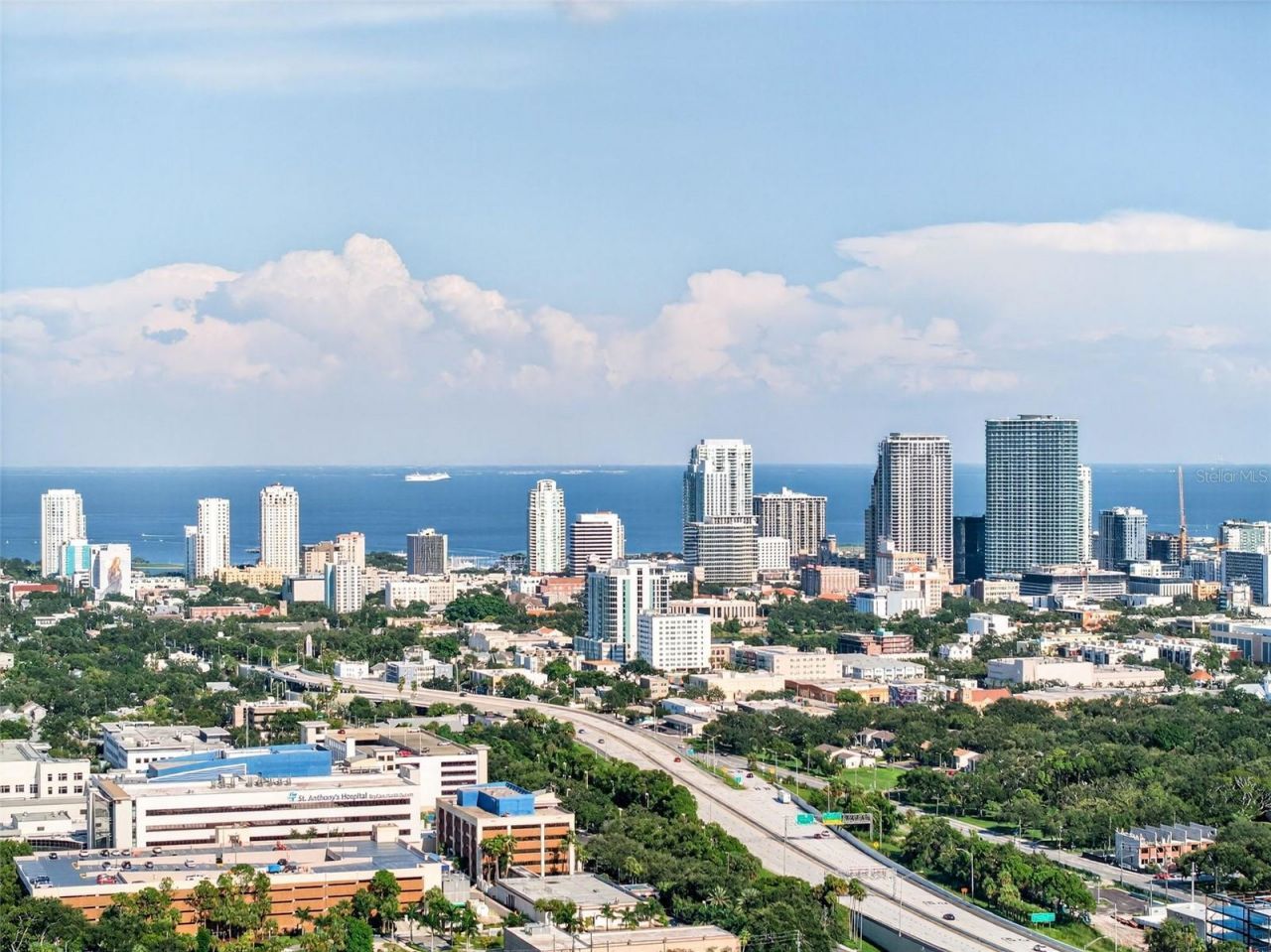 400 Central Avenue, Unit 1405, Saint Petersburg, FL 33701 Photo