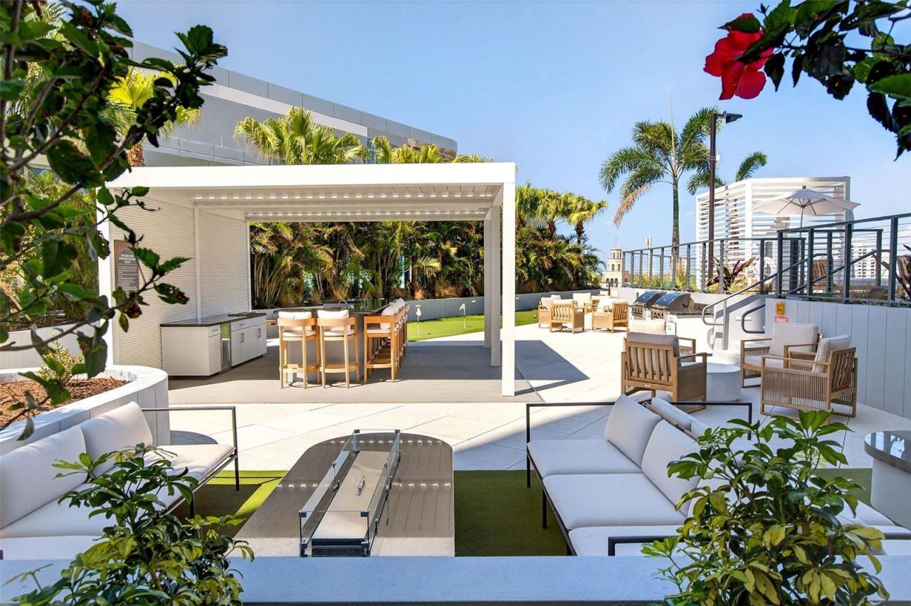 400 Central Avenue, Unit 1405, Saint Petersburg, FL 33701 Photo